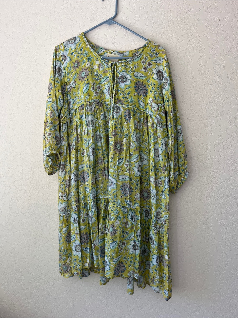 Maelu Midi Dress Light Green with Floral Pattern